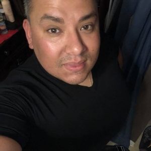 Meet your Posher, Luis